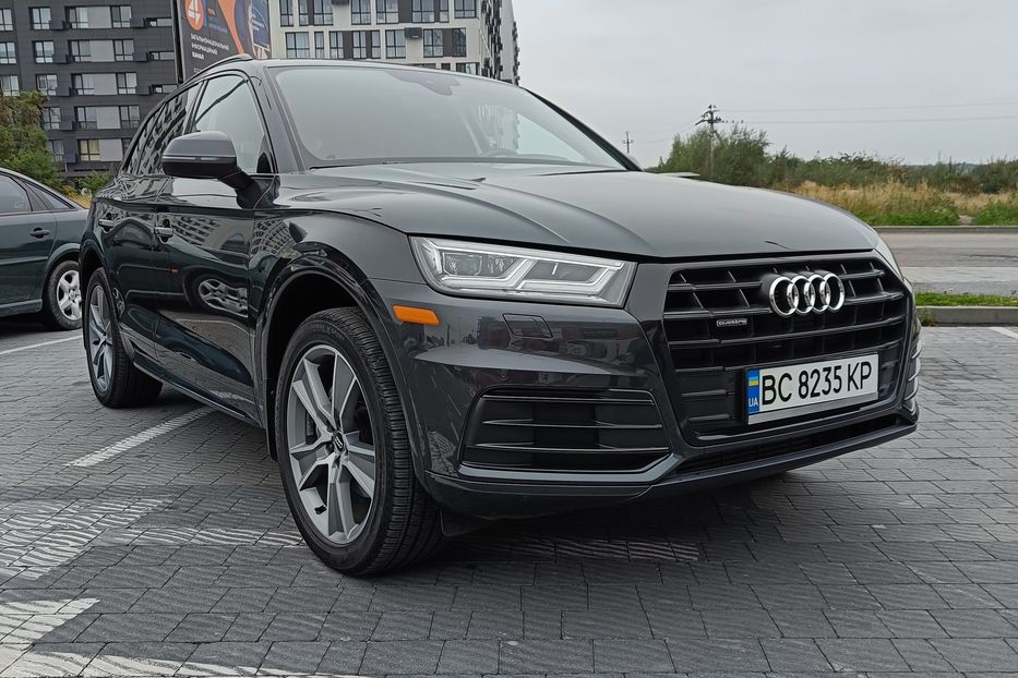 Продам Audi Q5 Premium plus Quattro  2019 года в Львове