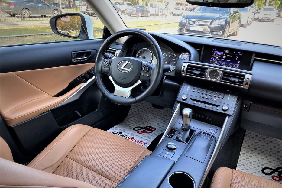 Продам Lexus IS 250 2014 года в Одессе
