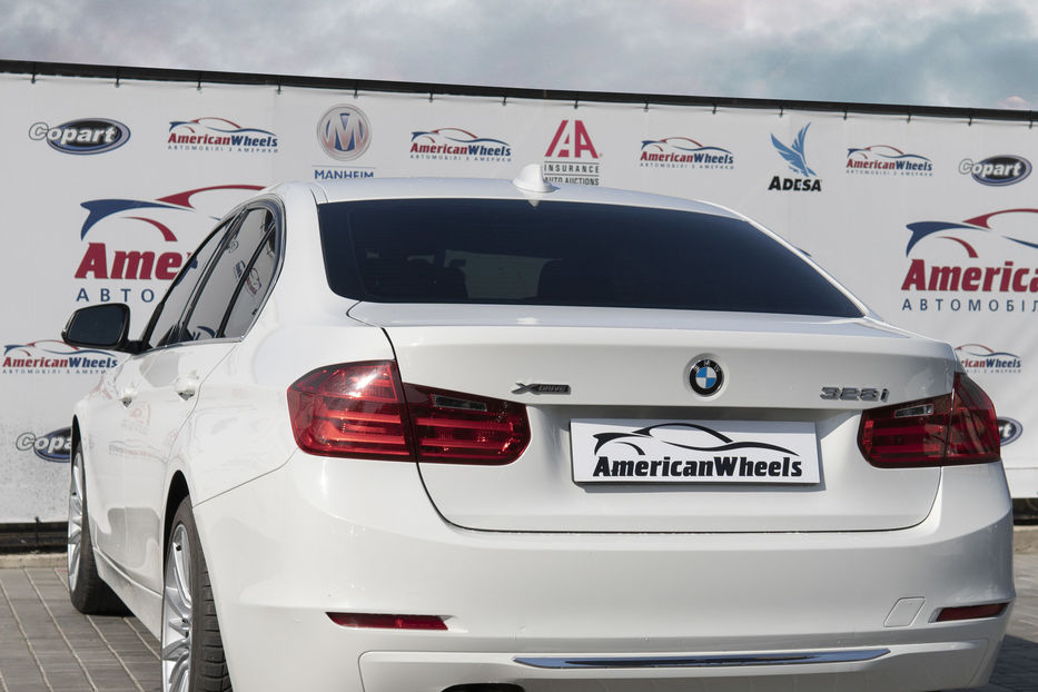 Продам BMW 328 Xi Luxury Line 2014 года в Черновцах