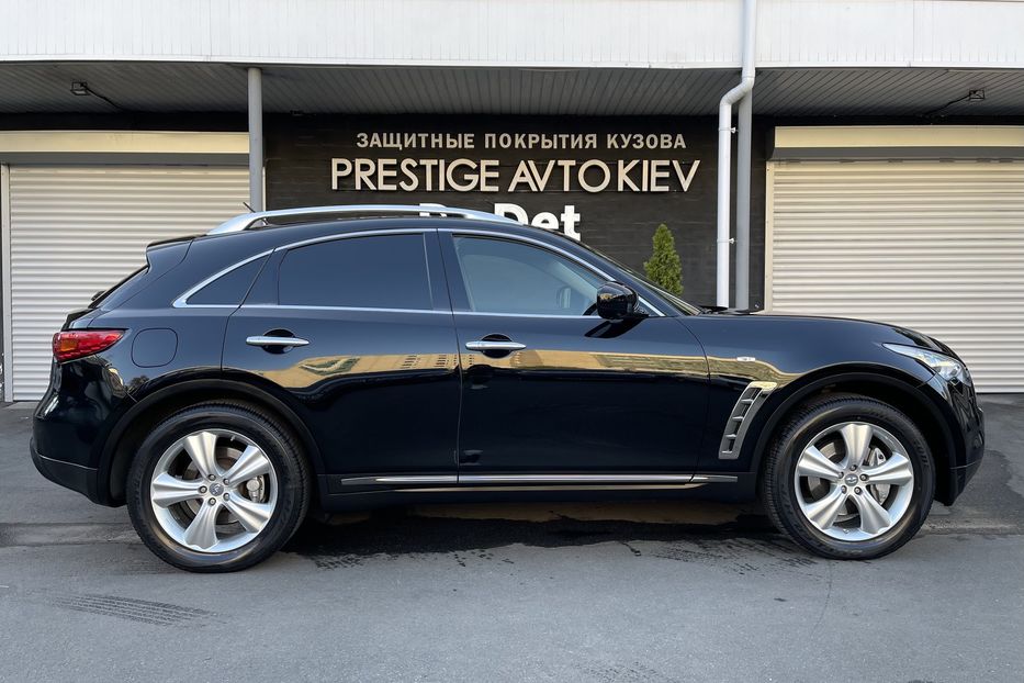 Продам Infiniti FX 37 2011 года в Киеве