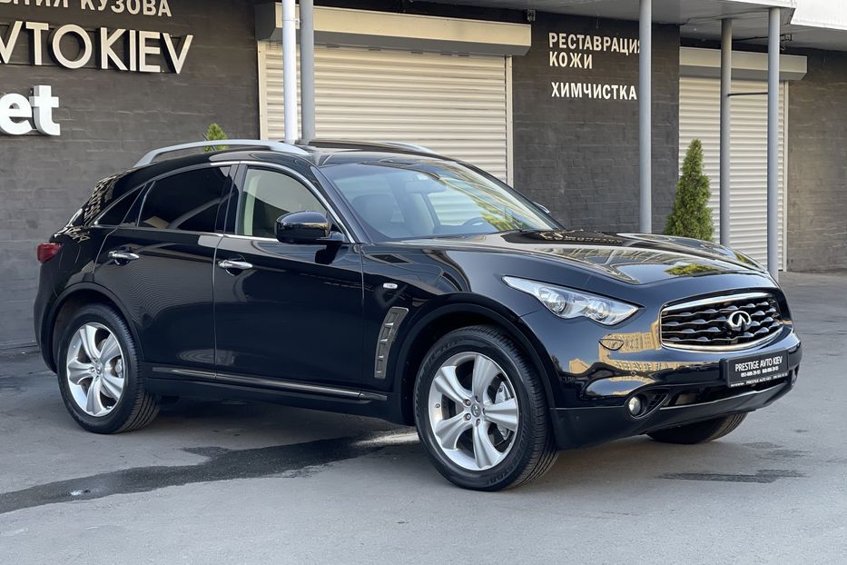 Продам Infiniti FX 37 2011 года в Киеве