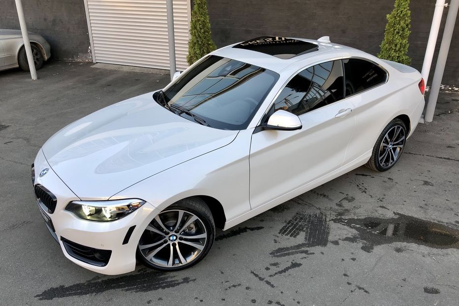 Продам BMW 2 Series 230i X-Drive 2019 года в Киеве