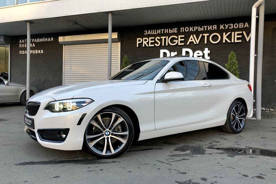 Продам BMW 2 Series 230i X-Drive 2019 года в Киеве