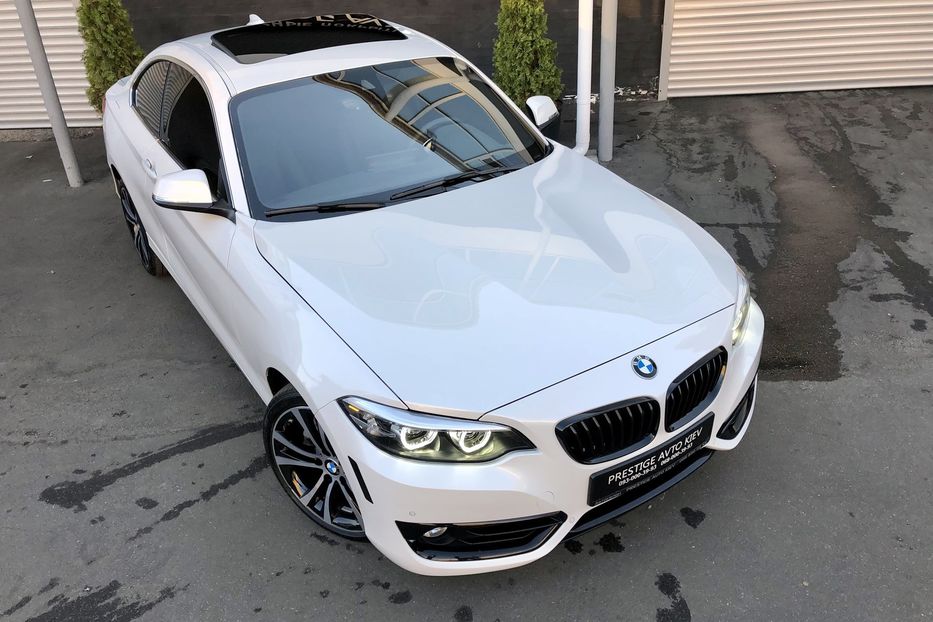 Продам BMW 2 Series 230i X-Drive 2019 года в Киеве