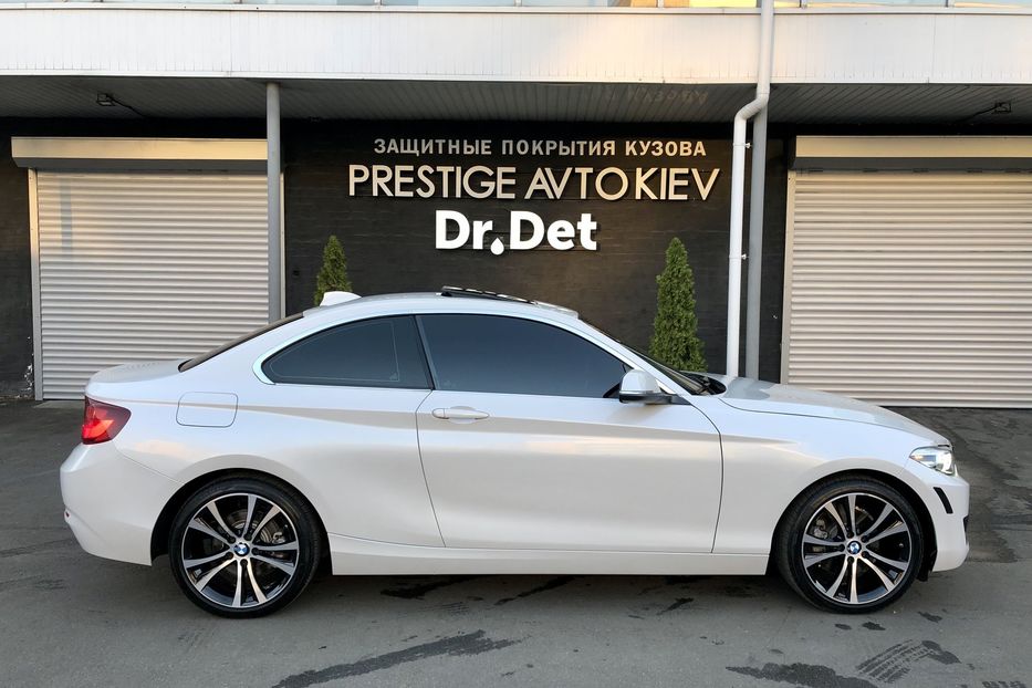 Продам BMW 2 Series 230i X-Drive 2019 года в Киеве