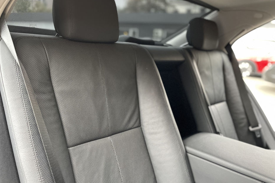 Продам Mercedes-Benz S-Class 550 4MATIC AMG 2008 года в Киеве