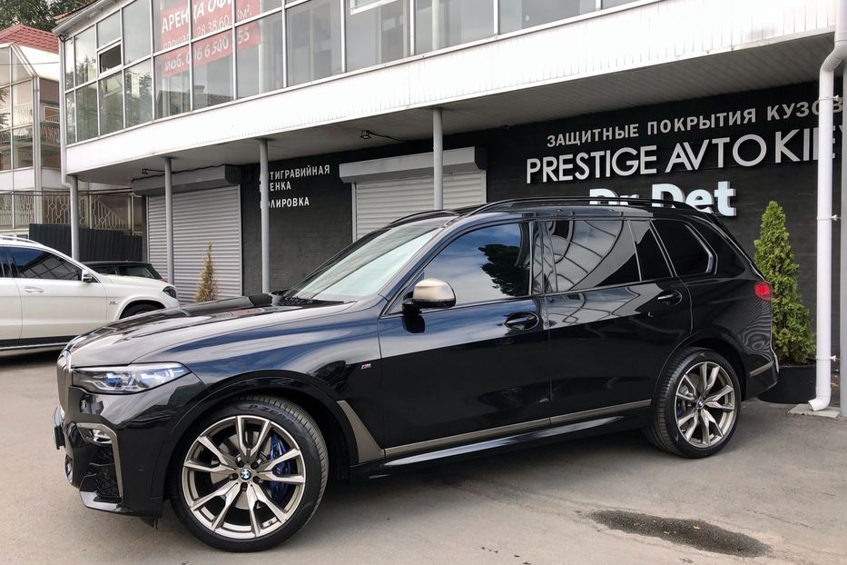 Продам BMW X7 M50i 2020 года в Киеве