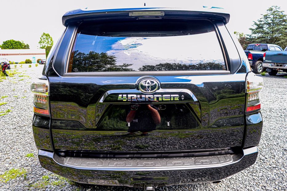 Продам Toyota 4Runner 2021 года в Киеве