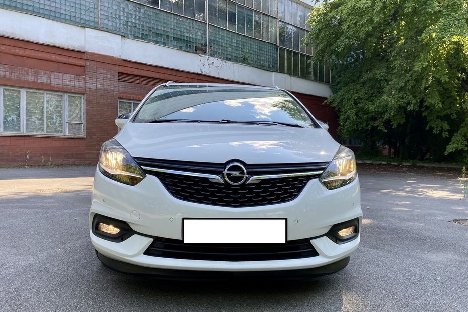 Продам Opel Zafira Tourer 7місць (В УКРАЇНІ) 2017 года в Львове