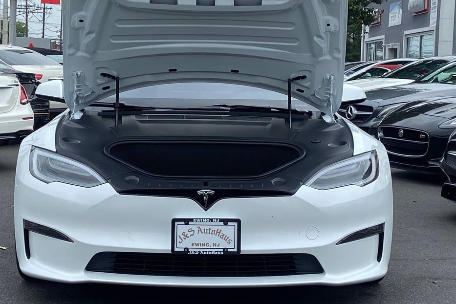 Продам Tesla Model S PLAID 2021 года в Киеве