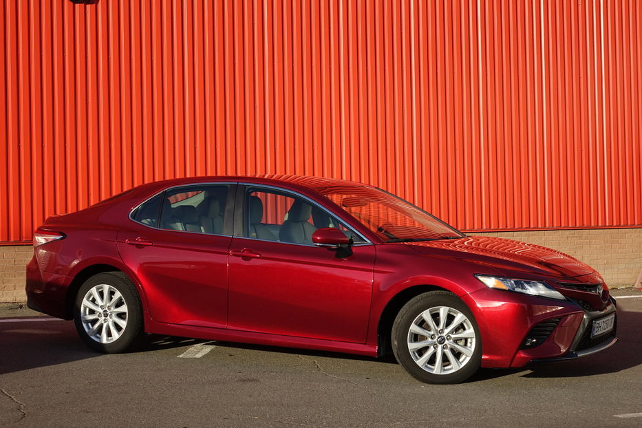 Продам Toyota Camry 2018 года в Одессе