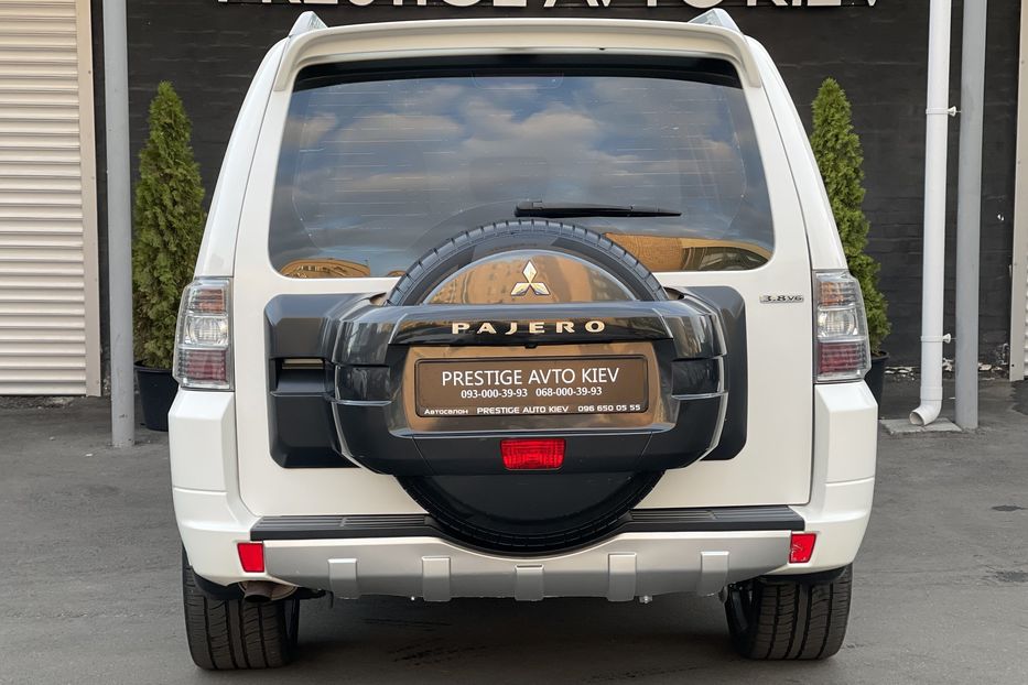 Продам Mitsubishi Pajero Wagon 3.8 V6 2018 года в Киеве