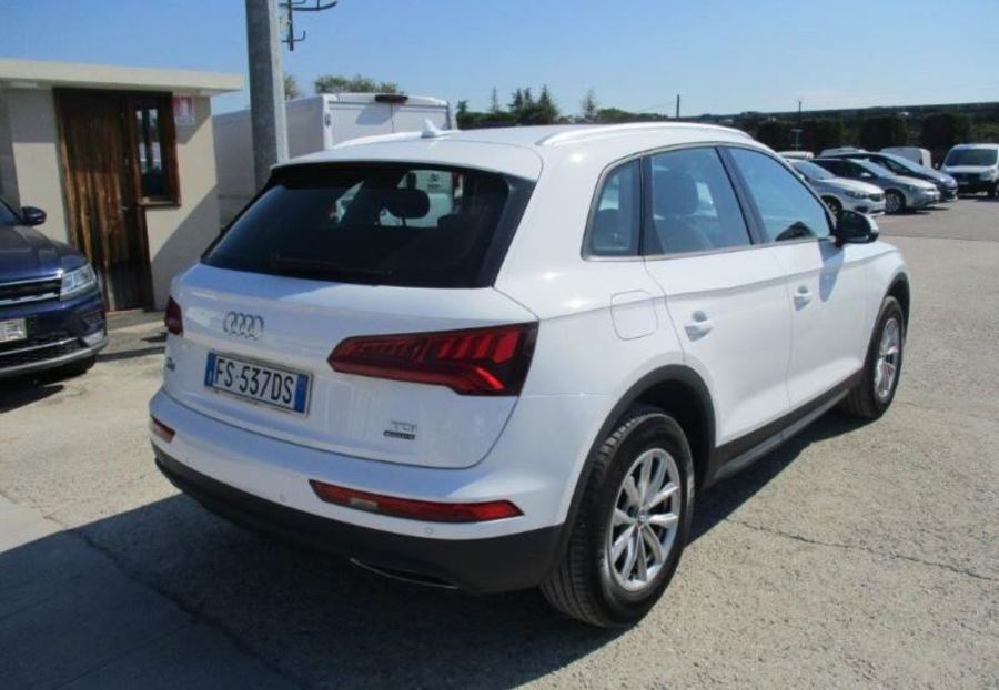 Продам Audi Q5 2.0 TDI  QUATTRO LED  2018 года в Львове