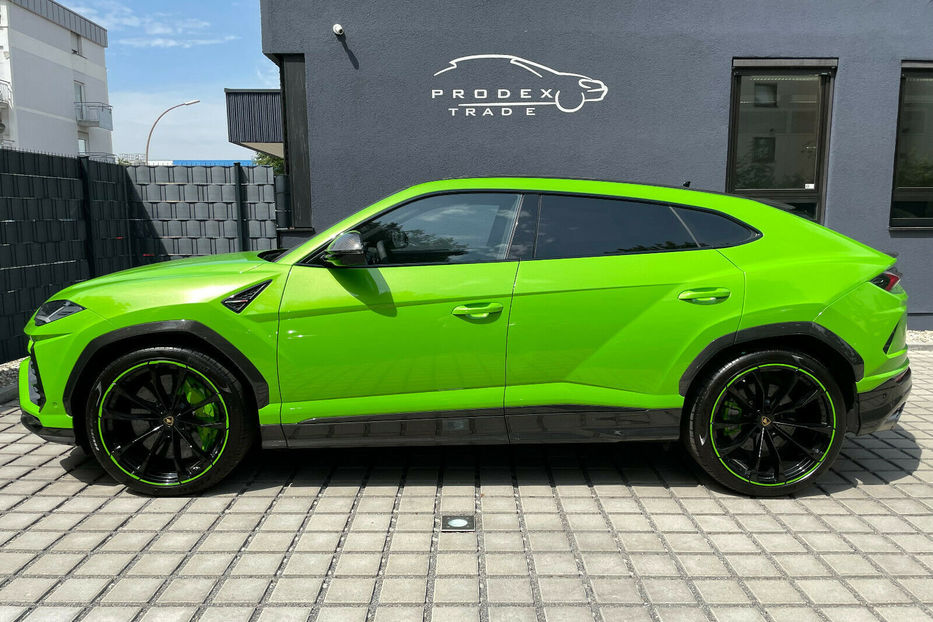 Продам Lamborghini Urus PEARL CAPSULE CARBON 2021 года в Киеве