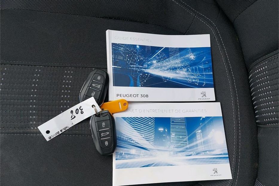Продам Peugeot 308 АВТО В УКРАЇНІ НЕ МАЛЬОВАНИЙ  2017 года в Львове