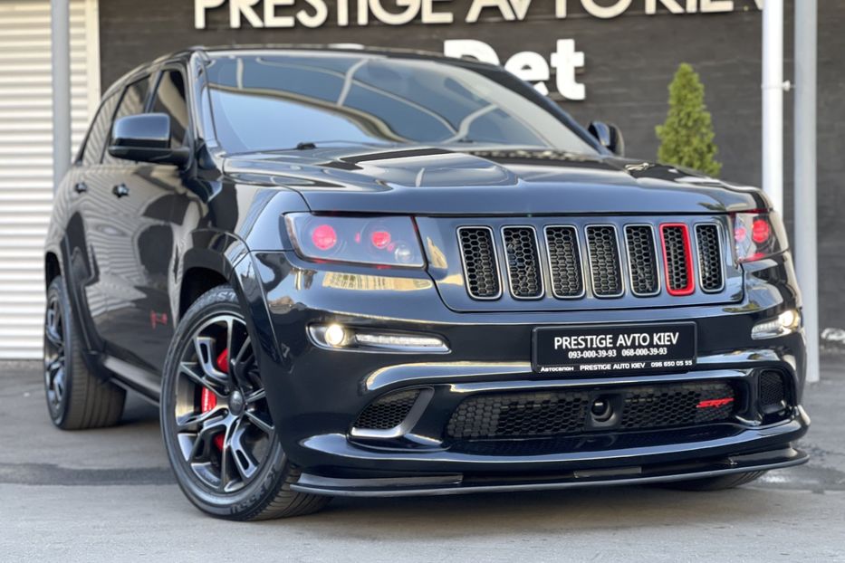 Продам Jeep Grand Cherokee SRT8 2012 года в Киеве