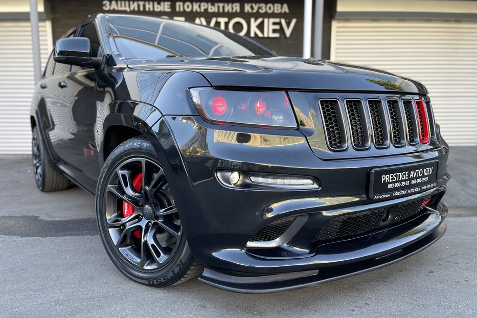 Продам Jeep Grand Cherokee SRT8 2012 года в Киеве