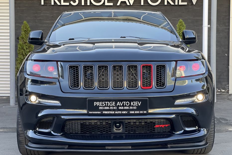 Продам Jeep Grand Cherokee SRT8 2012 года в Киеве