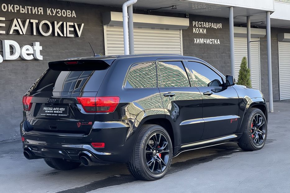 Продам Jeep Grand Cherokee SRT8 2012 года в Киеве