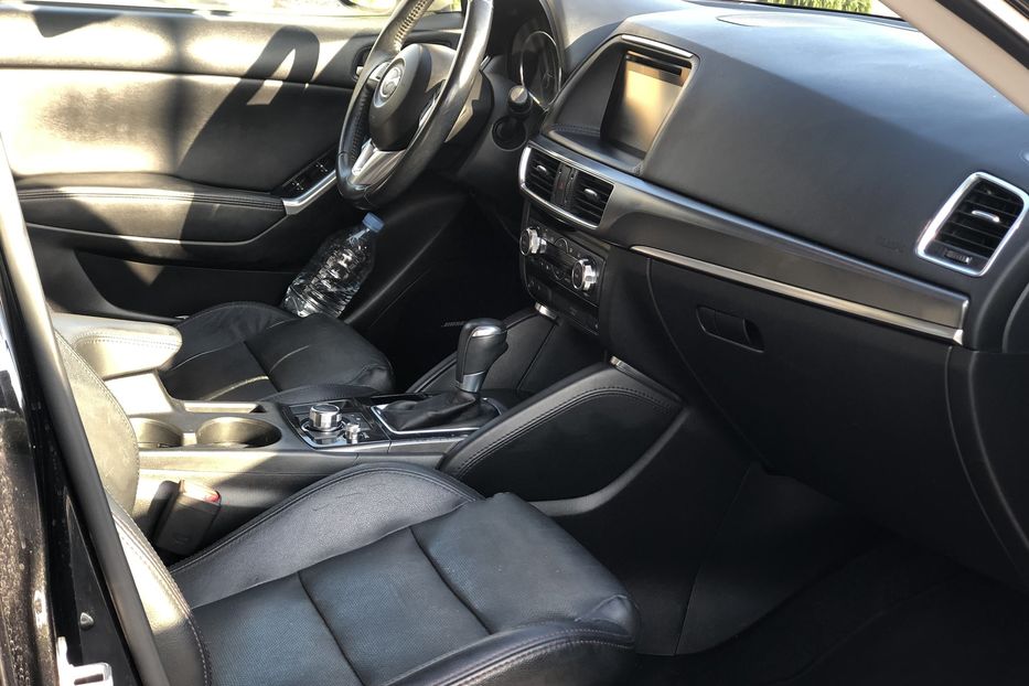 Продам Mazda CX-5 4 WD Premium 2016 года в Житомире