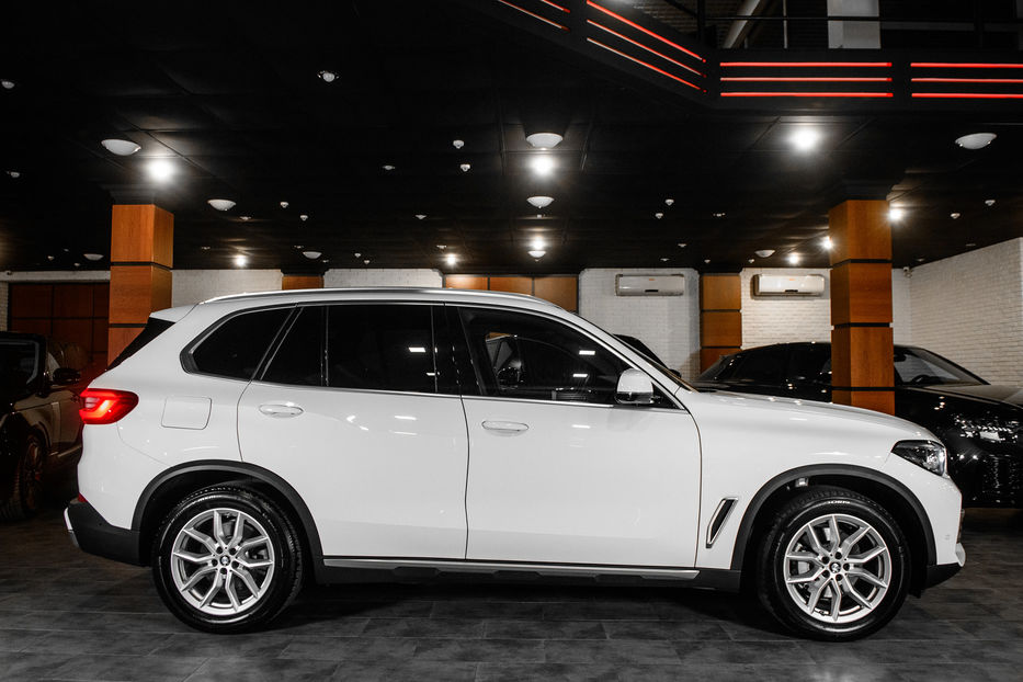 Продам BMW X5 2018 года в Одессе