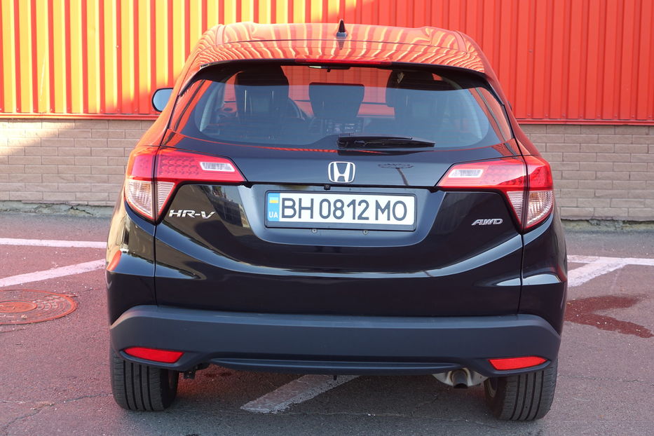 Продам Honda HR-V awd 2016 года в Одессе