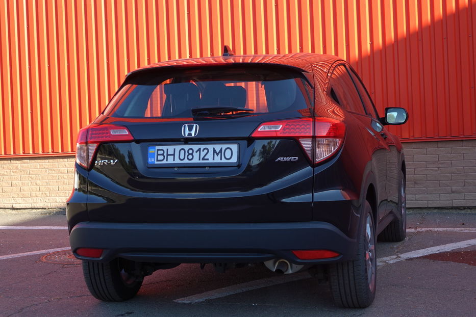 Продам Honda HR-V awd 2016 года в Одессе