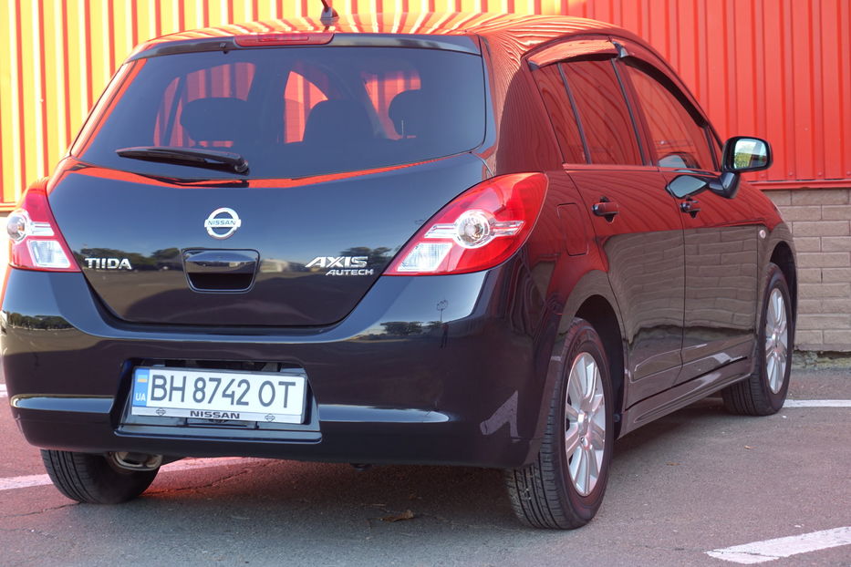 Продам Nissan TIIDA 2010 года в Одессе