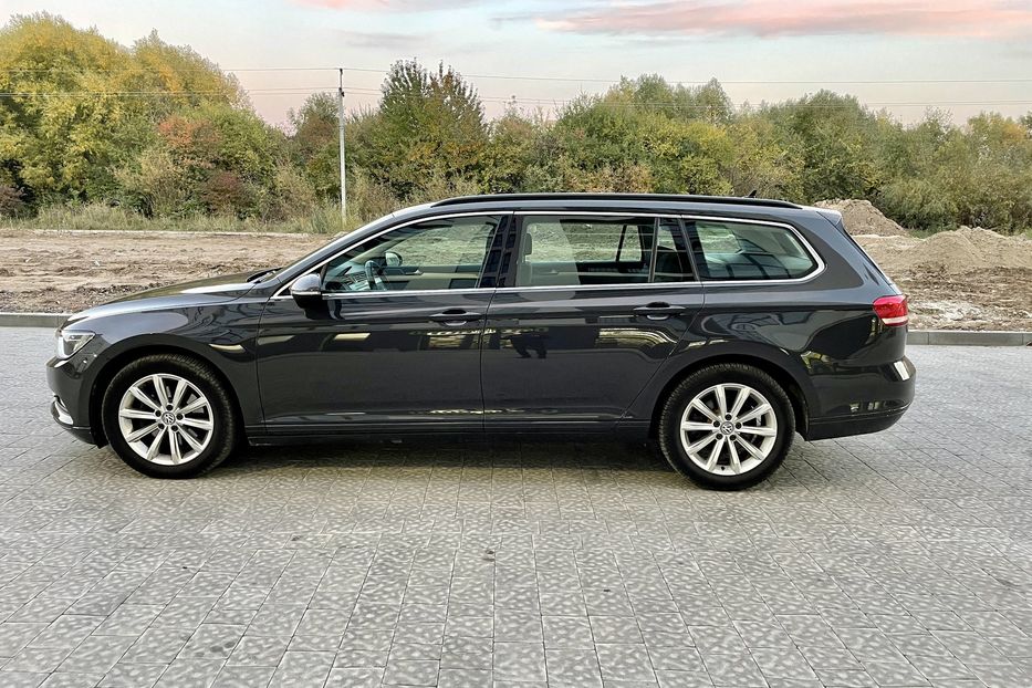 Продам Volkswagen Passat B8 Comfortline 2015 года в Львове