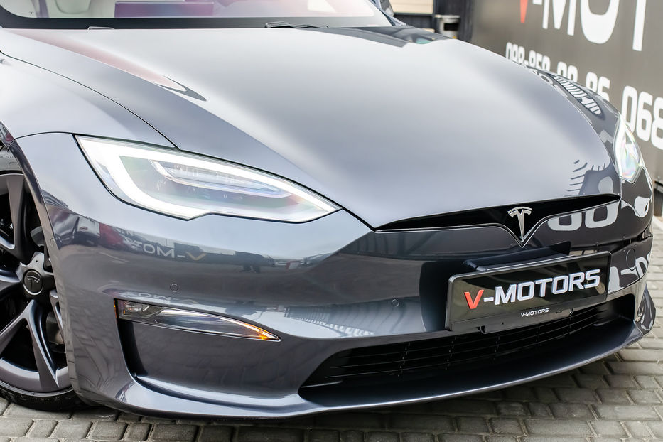 Продам Tesla Model S Plaid 2021 года в Киеве