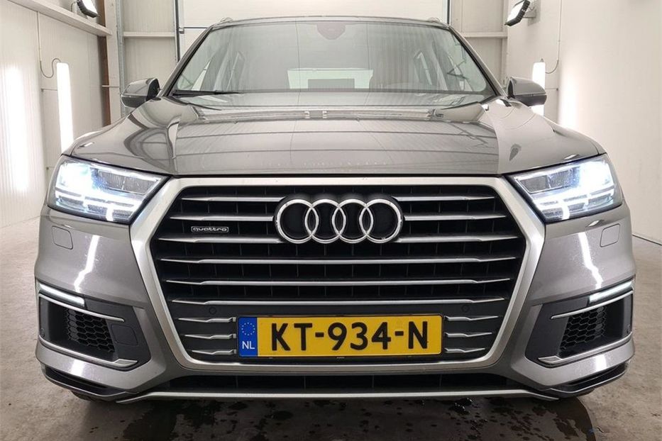 Продам Audi Q7 BOSE e-tron Львів 2016 года в Львове