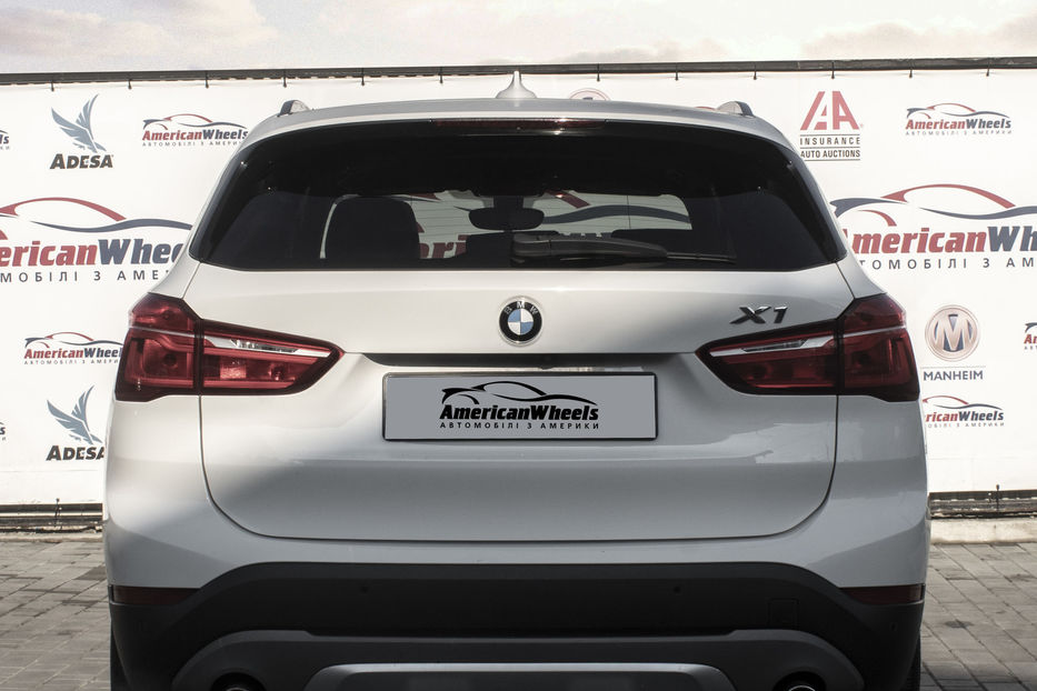 Продам BMW X1 Luxury Line 2017 года в Черновцах
