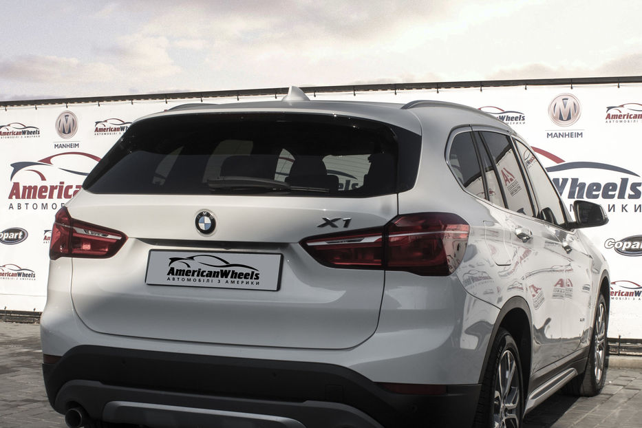 Продам BMW X1 Luxury Line 2017 года в Черновцах