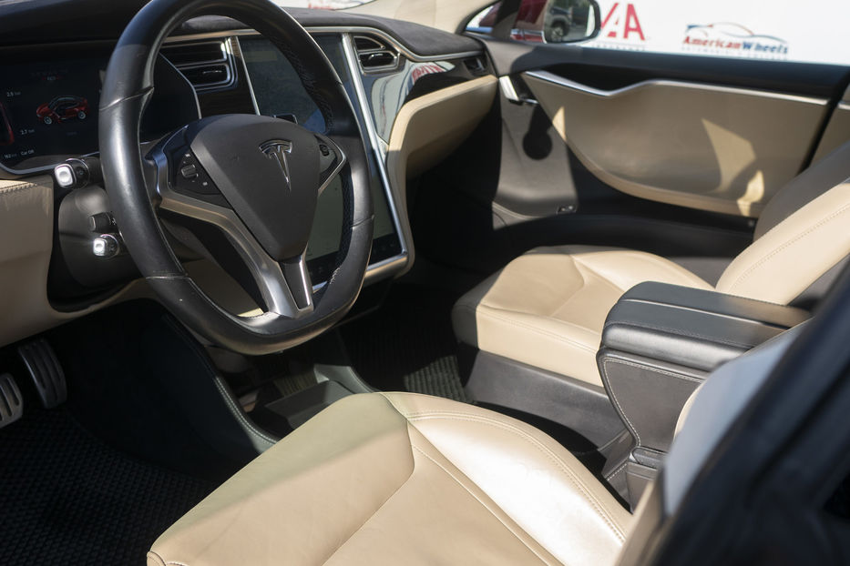 Продам Tesla Model S P85D 2014 года в Черновцах