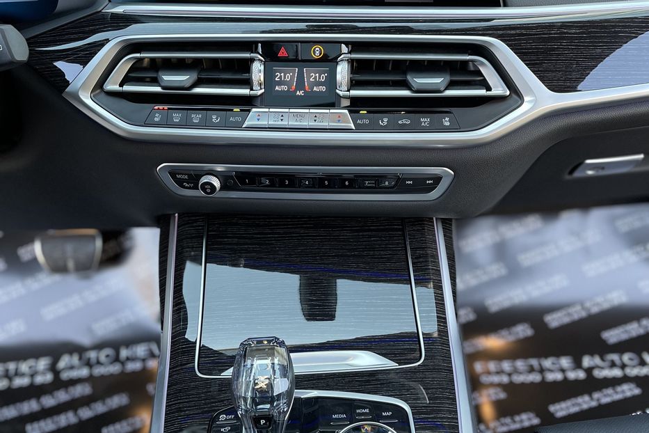 Продам BMW X7 M50D 2020 года в Киеве