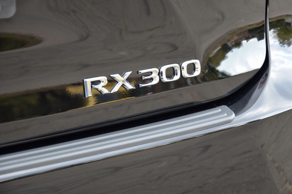Продам Lexus RX 300 2021 года в Киеве