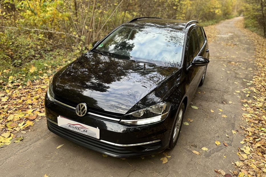 Продам Volkswagen Golf VII 2018 года в Житомире