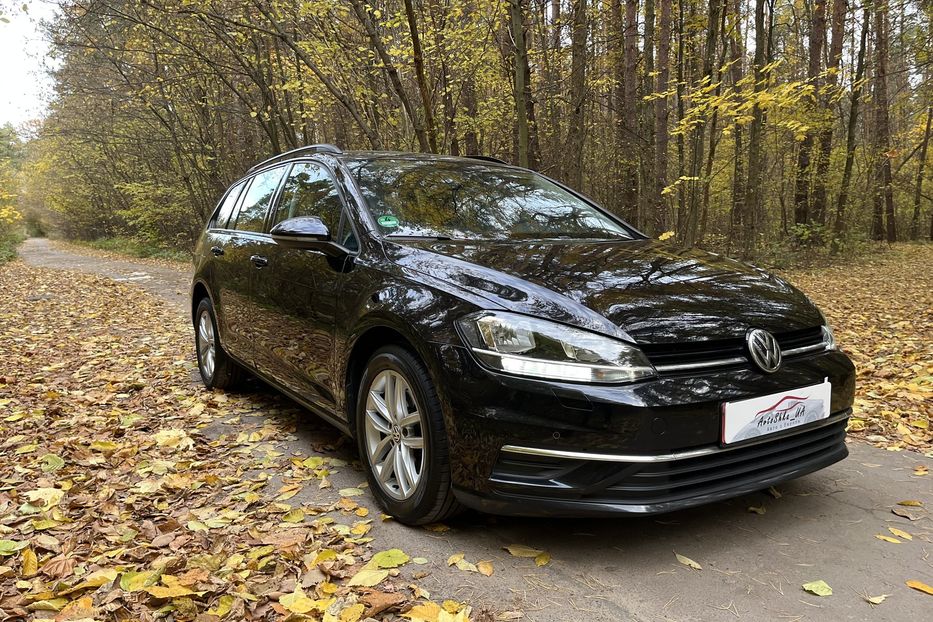 Продам Volkswagen Golf VII 2018 года в Житомире