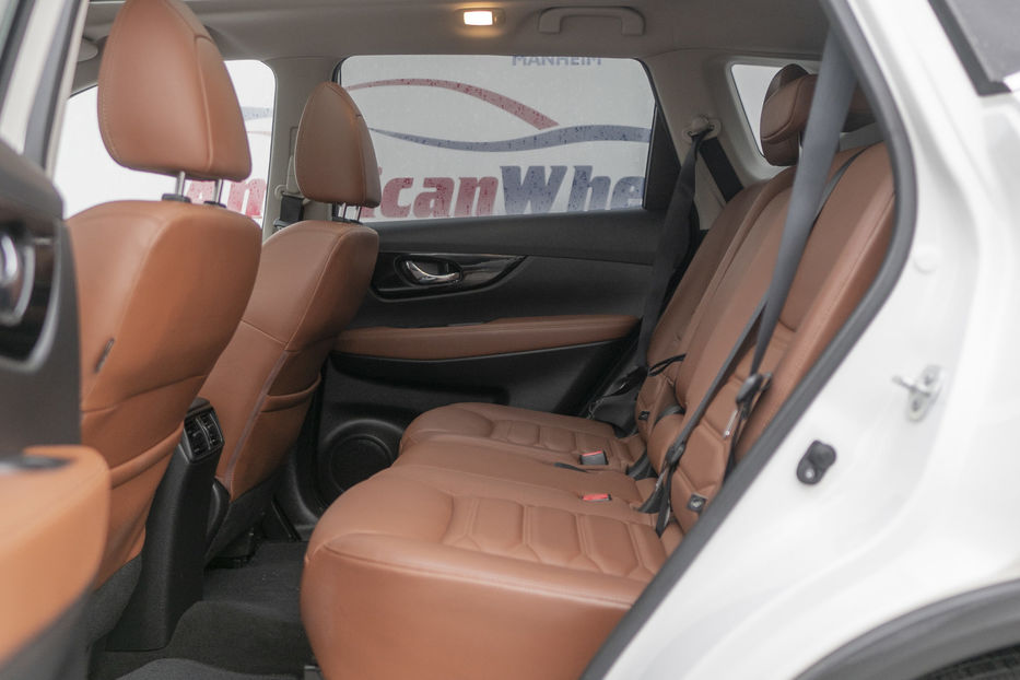 Продам Nissan Rogue PLATINUM AWD 2017 года в Черновцах