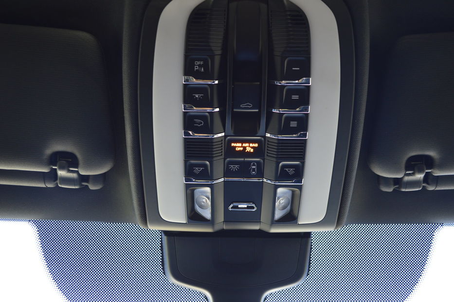 Продам Porsche Cayenne Hybrid 2013 года в Одессе