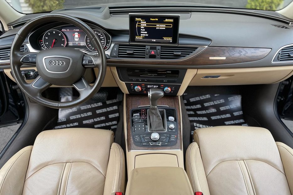 Продам Audi A6 S-line Quattro  2012 года в Киеве
