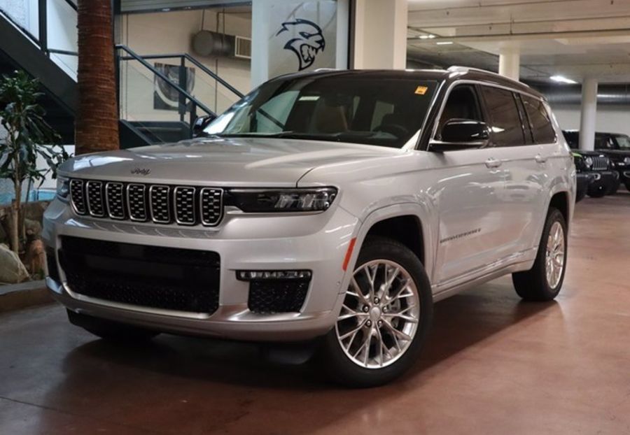 Продам Jeep Grand Cherokee L Summit 2021 года в Киеве