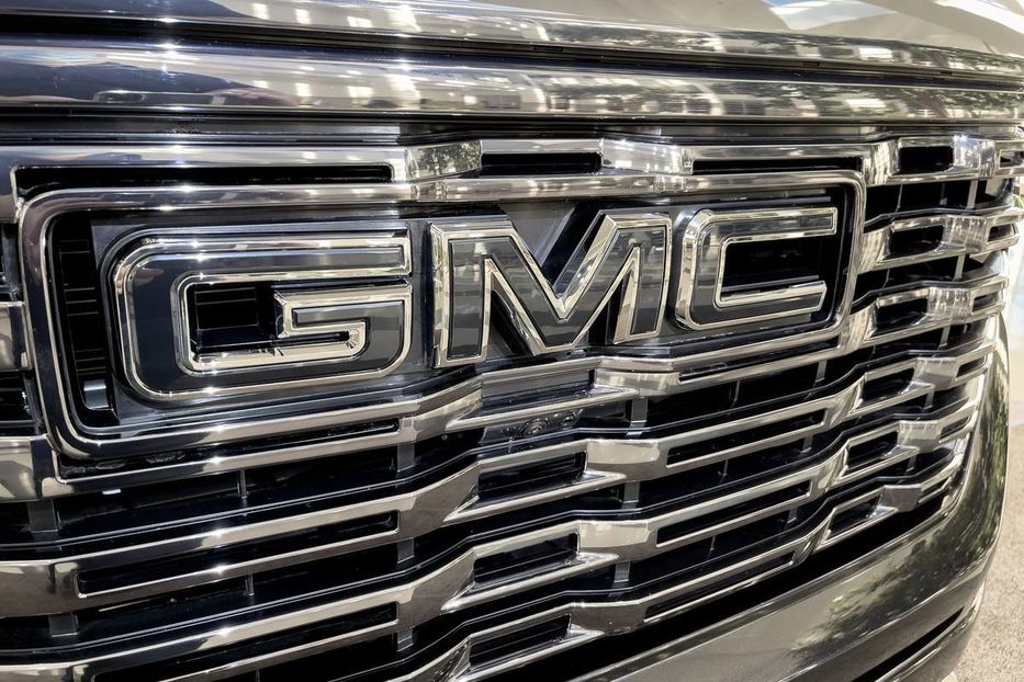 Продам GMC Sierra 1500 Denali Ultimate 2021 года в Киеве