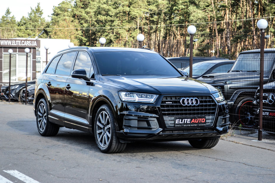 Продам Audi Q7 Diesel S-Line 2016 года в Киеве