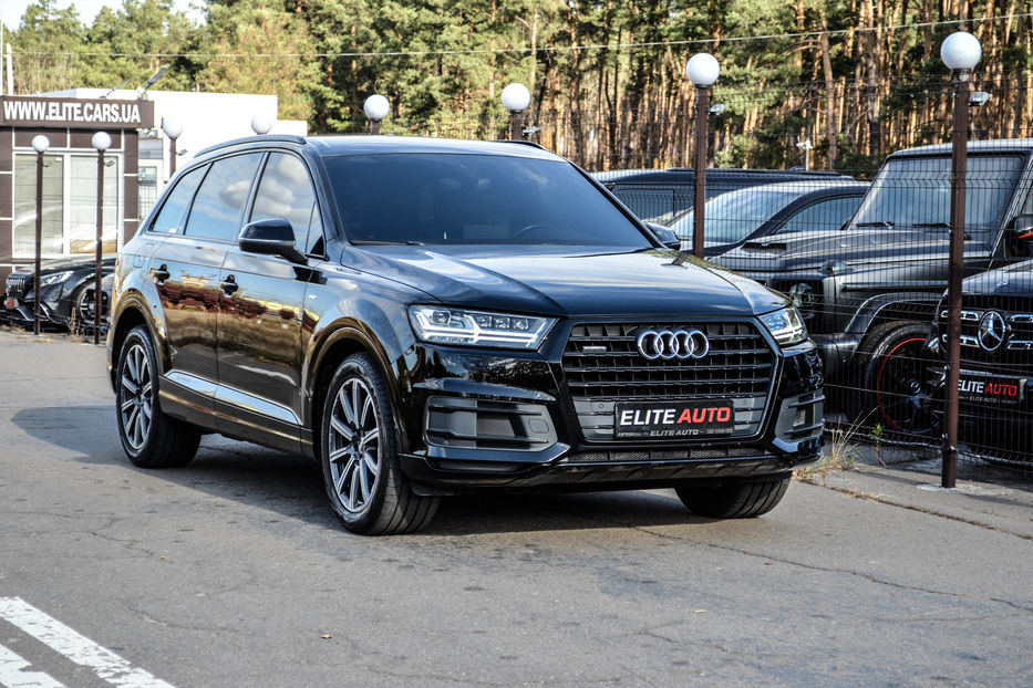 Продам Audi Q7 Diesel S-Line 2016 года в Киеве