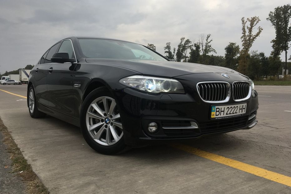 Продам BMW 520 2016 года в Киеве