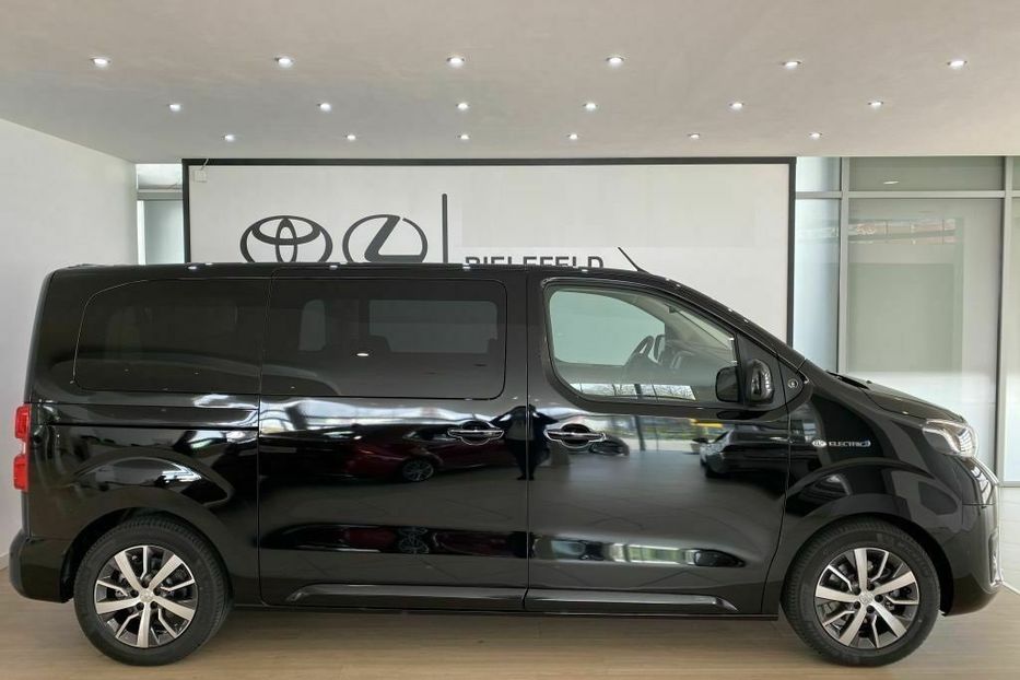 Продам Toyota Verso  Proace Electric 2021 года в Киеве