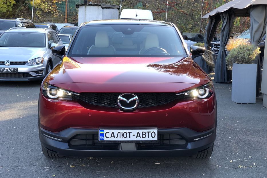 Продам Mazda 3 0-МХ 2020 года в Киеве