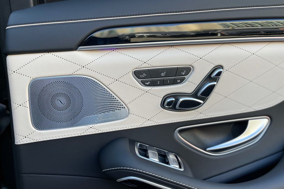 Продам Mercedes-Benz S-Class 63 AMG 4Matic 2015 года в Киеве