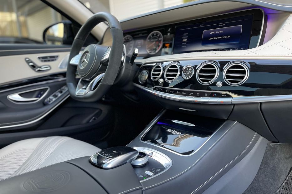 Продам Mercedes-Benz S-Class 63 AMG 4Matic 2015 года в Киеве